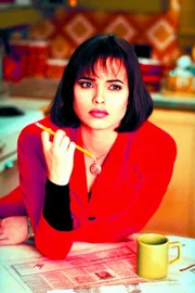 Nancy Drew (Kennedy McMann)