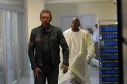 L-R: Dr. House (Hugh Laurie) und Dr. Eric Foreman (Omar Epps)