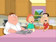 Quagmire (r.) erzählt Lois (M.) und Peter (l.) ganz aufgeregt, dass sein Vater, der   hochdekorierte Kriegsheld, Dan Quagmire, in die  Stadt kommt.