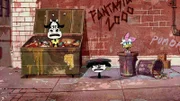 L-R: Clarabelle Cow, Minnie Mouse, Daisy Duck