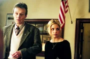 Rupert Giles (Anthony Stewart Head), Buffy (Sarah Michelle Gellar)