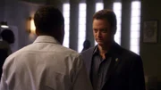 Dr. Sheldon Hawkes (Hill Harper, l.) und Detective Mac Taylor (Gary Sinise)