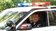 Officer John Nolan (Nathan Fillion) hat während seiner Streifenfahrt eine Begegnung mit einem ungewöhnlichen Fahrzeughalter.