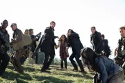 Still of Noah Wyle and Moon Bloodgood in Falling Skies (2011)
