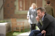 House (Hugh Laurie) hat sich zurückgezogen, um über seine erste Diagnose nachzudenken. Wird er dem Patienten Cyrus helfen können, wieder gesund zu werden?