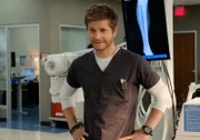 Matt Czuchry (Dr. Conrad Hawkins).