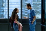 Transplant - Ein besonderer Notarzt
Staffel 3
Folge 6
Sirena Gulamgaus als Amira, Hamza Haq als Bashir Hamed
SRF/NBC