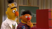 Ernie (r.) und Bert (l.) zeigen eine Kettenreaktion.