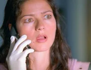 Jordan (Jill Hennessy) erhält einen mysteriösen Anruf, der offenbar vom Täter ihres aktuellen Falles kommt.
