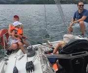 Familie Tschudi - Segelferien auf dem Neuenburgersee