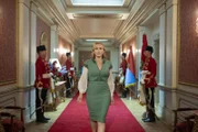 Kate Winslet als the Chancellor