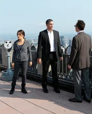 (v.l.): Shaw (Sarah Shahi), Reese (Jim Caviezel) und Finch (Michael Emerson)