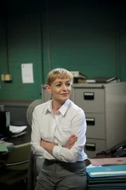 DC Eluned 'Elli' Jones (Christine Tremarco)
