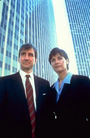 Law & Order Season7 Year 96-97 Carey Lowell, Sam Waterston