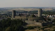 Heute ist die Burg Münzenberg nur noch eine Ruine. Im Mittelalter war sie ein einflussreiches Verwaltungszentrum in der hessischen Wetterau.