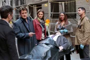 CASTLE - "Habeas Corpse" - When Richie "The Pitbull" Falco, a larger-than-life personal-injury attorney is found dead, Beckett and Castle investigate the many clients and competitors who had motive to kill him. But the mystery deepens when they discover a shocking secret that may be linked to Richie's murder, on "Castle," MONDAY, MARCH 30 (10:01-11:00 p.m., ET) on the ABC Television Network.   (ABC/Richard Cartwright) SEAMUS DEVER, NATHAN FILLION, STANA KATIC, TAMALA JONES, JON HUERTAS