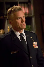 Colonel Jack O'Neill (Richard Dean Anderson)