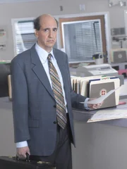 Scrubs - Die Anfänger "Meine streitsüchtigen Kollegen". Im Bild: Sam Lloyd.
