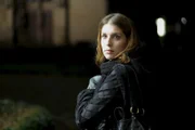 Marie Kaiser (Elena Uhlig) kommt spät abends zu Wilsberg. Sie hat Angst vor Einbrechern.