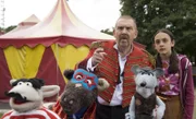 Wolle, Pferd, Zirkusdirektor Roberto Grimm (Dietmar Bär), Lotta (Mavi Bosse) und Frido, die fiese Ratte