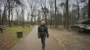 Zainab Adigun im Overloon War Museum in den Niederlanden. (National Geographic für Disney)