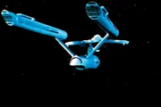 Raumschiff Enterprise besitzt einen Warp-Antrieb.