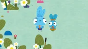 Als ihre Eltern den Hasenbus mit ordentlich viel Seifenschaum wieder blitzblank putzen, kommt Bop (li.) und Boo (re.) eine Idee. Auch sie wollen versuchen Seifenblasen mit ihren Pusterstäbchen zu machen.
