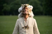 Der indianische Schamane Howling Wolf (Adolfo Assor) will im Stadtpark die Asche seiner Frau verstreuen. Doch das verstößt gegen die Beerdigungspflicht.