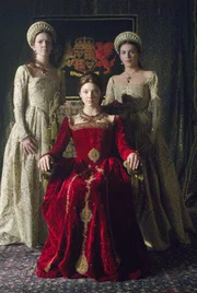 Wird zur Marquess of Pemproke ernannt: Anne Boleyn (Natalie Dormer, M.) ...