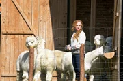 Die Alpakazüchterin Lotte (Brigitte Hobmeier) ist Teil der Mordermittlungen.