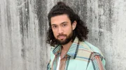 Zeyin Aly spielt die Rolle "Noah Sander".    +++