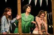 v.l.n.r.: Betty Vielhaber (Ella Lee), Regina Vielhaber (Hanna Plaß), Gabriela Illias (Rocío Lutz).