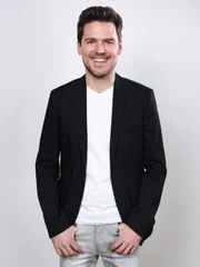 Constantin Lücke spielt "Till Weigel"