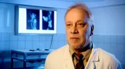 Fall "Der Scheiterhaufen": Die verkohlte Leiche eines Kindes wurde gefunden. Rechtsmediziner Prof. Dr. Manfred Riße aus Gießen berichtet von den schwierigen Aufgabe, das Kind zu identifizieren.