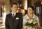 MDR Fernsehen FOLGE DEINEM HERZEN, am Montag (02.07.12) um 20:15 Uhr. Als sie sich nach 15 Jahren erstmals wieder sehen, entschließen sich Katrin (Christine Neubauer) und Max (Timothy Peach) spontan zur Heirat.