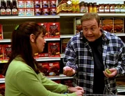 Doug und Carrie (Kevin James, Leah Remini) haben Stress im Supermarkt...