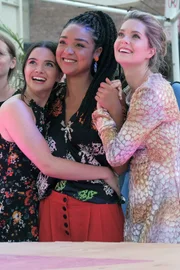 (l-r) Jane Sloan (Katie Stevens), Kat Edison (Aisha Dee), Sutton Brady (Meghann Fahy)