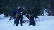 Colorado USA: James Fox, Ben McGee und Erin Ryder versuchen, Ski zu fahren. (Bildnachweis: National Geographic Channels/Ping Pong Productions)