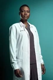 (3. Staffel) - Dr. Mina Okafor (Shaunette Renée Wilson)