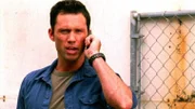 Über den ehemaligen Undercover-Agenten Michael Westen (Jeffrey Donovan) wurde eine Burn Notice verhängt. Jede freie Minute versucht er, die Verantwortlichen und die Gründe dafür zu finden.