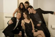 Im Bild: Neil Patrick Harris (Barney Stinson), Alyson Hannigan (Lily Aldrin), Cobie Smulders (Robin Scherbatsky), Jason Segel (Marshall Eriksen) Josh Radnor (Ted Mosby).
