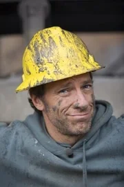 USA, Washington, Monroe, Portrait of Mike Rowe during Dirty Jobs shoot at Five Mile Quarry