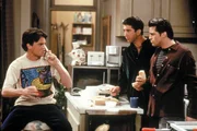 (v.l.n.r.) Chandler Bing (Matthew Perry); Ross Geller (David Schwimmer); Joey Tribbiani (Matt LeBlanc)