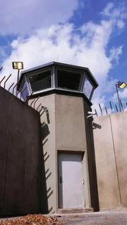 Gefängnishof