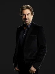 (9. Staffel) - Gibt alles, um jeden Serientäter zur Strecke zu bringen: Special Agent David Rossi (Joe Mantegna) ...