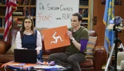 L-R: Amy Farrah Fowler (Mayim Bialik), Sheldon Cooper (Jim Parsons)
