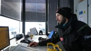 Gabriel Ploberger-Betriebsleiter-Stellvertreter im Kontrollzentrum des Sesselliftes