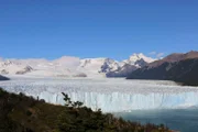 Der Perito-Moreno-Gletscher gehört mit seiner gigantischen Kalbungsfront zu den größten Touristenattraktionen Argentiniens.