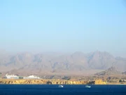 Die "MS Artania" nimmt Kurs auf Sharm el-Sheikh, Ägypten.