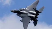 Die Höchstgeschwindigkeit des Luftüberlegenheitsjägers F-15 liegt bei über 2.500 Kilometern pro Stunde.